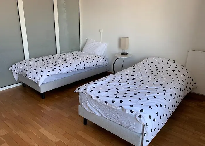 Apartament Charming Eiffel Tower View