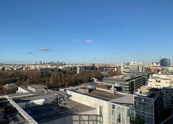 Lägenhet Charming Eiffel Tower View *