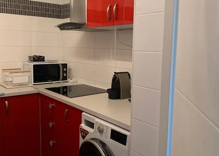 Charming Eiffel Tower View Apartament *